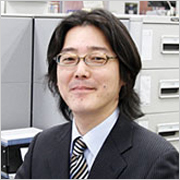 PANA通信社 営業部 高谷 様